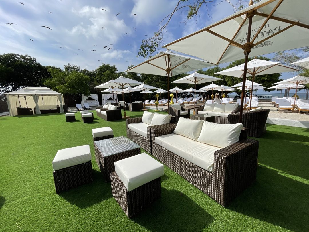 Pao Pao Beach Club (Isla Privada)